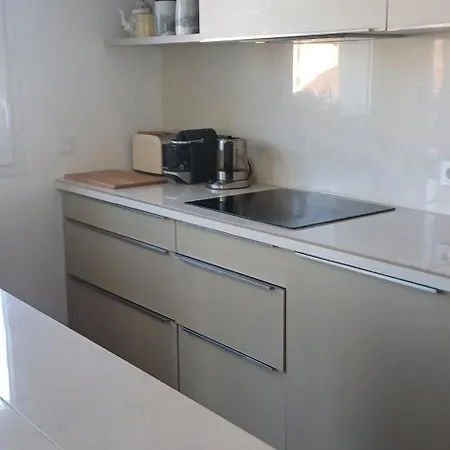公寓 Spacieux Et Lumineux Avec Terrasse, Proche Centre *