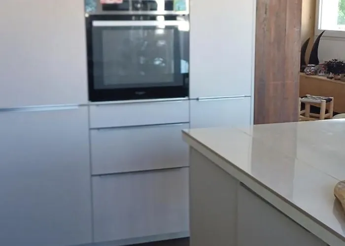 Appartement Lumineux Avec Terrasse, Proche Centre バイヨンヌ